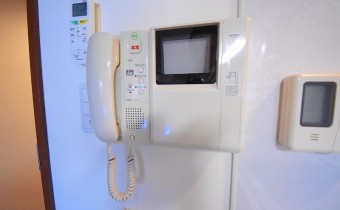 TVモニター付きオートロック