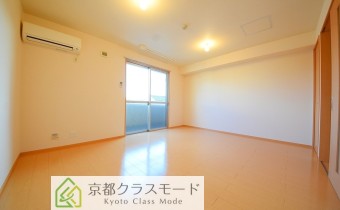 洋室10帖・別アングル