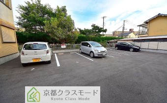 敷地内ガレージ