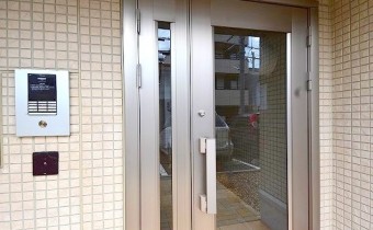 オートロックドア