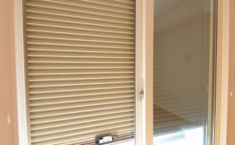 シャッター雨戸