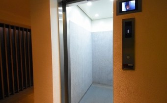 エレベーター