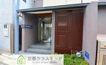 マンション玄関