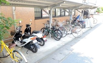 駐輪場