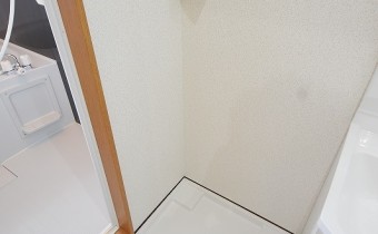 ※室内写真は同マンション内の別タイプのお部屋になります。