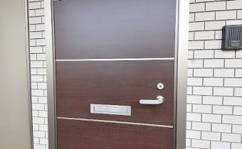 玄関ドア