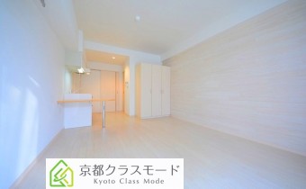 洋室10帖・別アングル