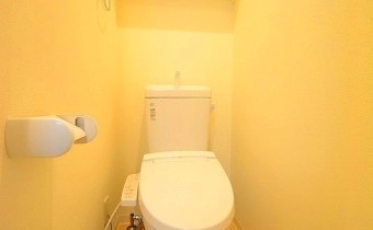 ウォシュレットトイレ※同マンション別タイプの写真です