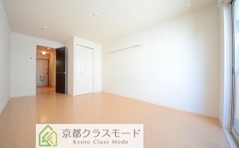 広々とした室内は9.3帖あります☆
