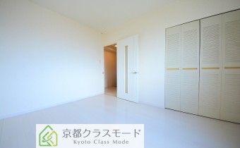 洋室5帖・別アングル