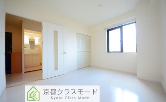 洋室5帖・別アングル