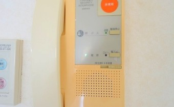 インターホン