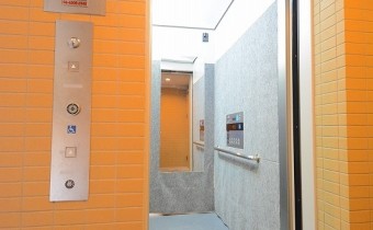 エレベーター