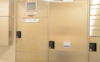 宅配ボックス