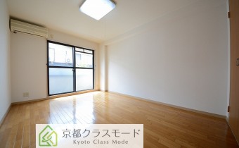 洋室7.5帖・別アングル