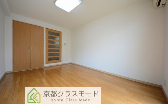 洋室7.5帖・別アングル