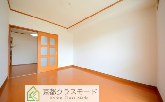 洋室6帖①・別アングル