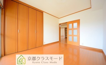 洋室6帖①・別アングル