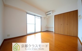 Rooｍ8.8