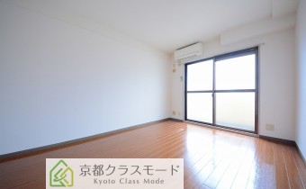 Room7.5