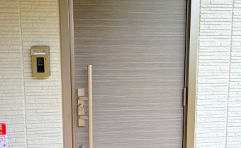 玄関ドア