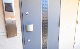 玄関ドア