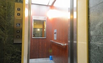 エレベーター