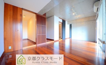 コンクリート打放し+和風テイストなデザイナーズルーム・12.2帖♪