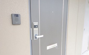 玄関ドア