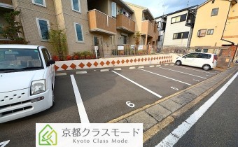 敷地内ガレージ