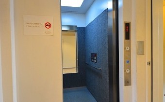 エレベーター