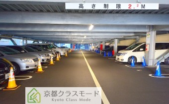 敷地内ガレージ