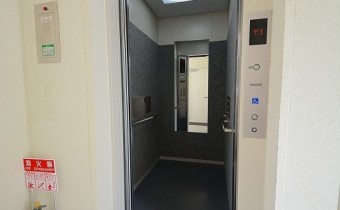 エレベーター