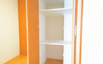 リビングの収納②