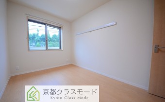 洋室5.7帖