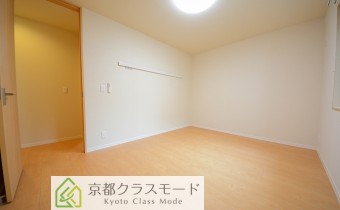洋室7.4帖