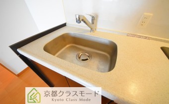 シャワー水柱付き