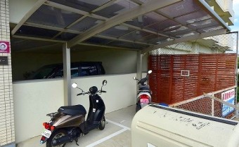 バイク置き場