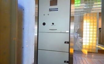 宅配ボックス