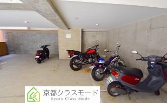 バイク置き場