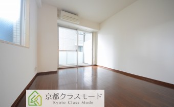 洋室7.2帖