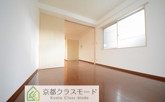 洋室7.2帖