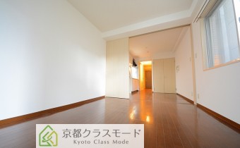 洋室7.2帖