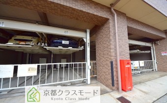 敷地内ガレージ