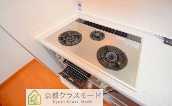 グリル付き・3口ガスシステムキッチン