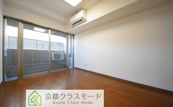 Room8