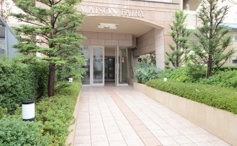 マンションエントランス