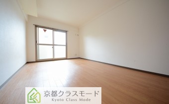 洋室9.7帖・別アングル