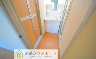 脱衣所