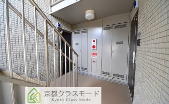 共用階段